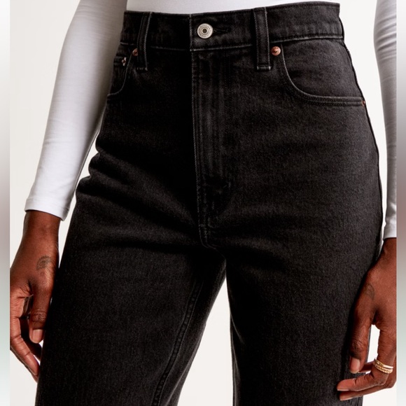 Abercrombie black vent hem Jean - Picture 2 of 11